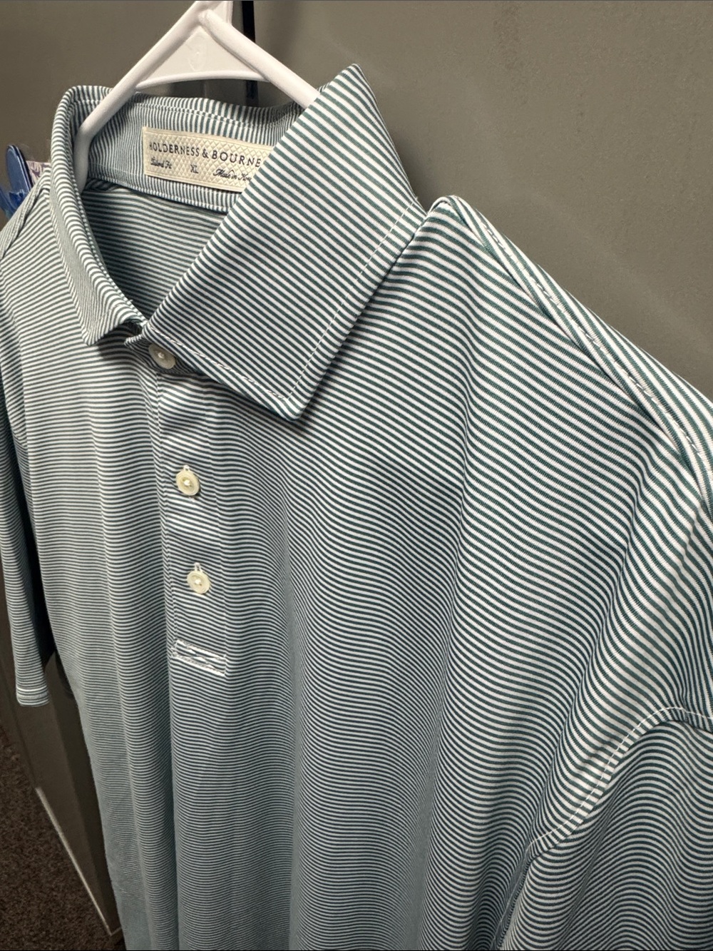 Holderness & Bourne Dallas Country Club Polo - Picture 3 of 6